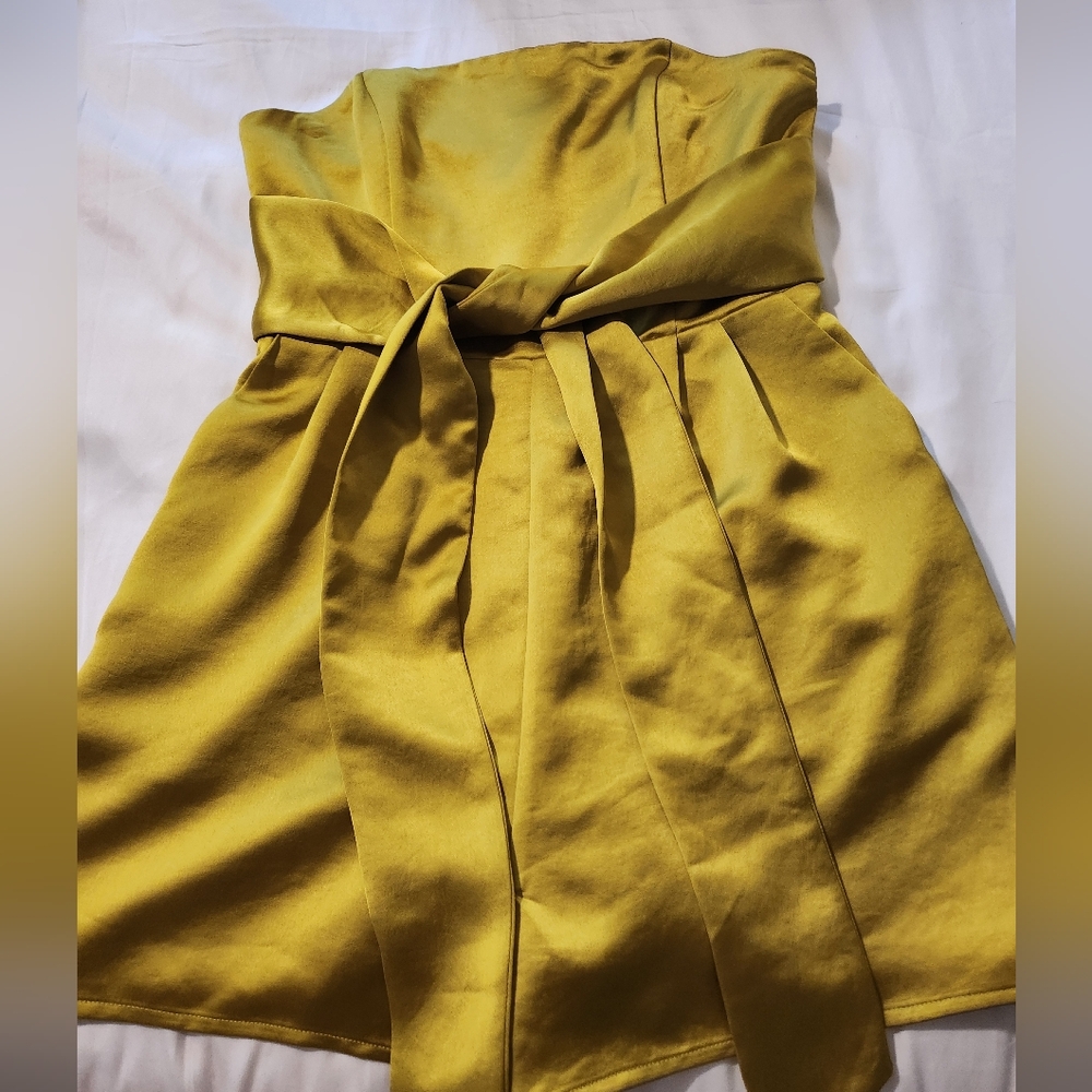 Satin Strapless Tie Waist Romper - Picture 5 of 7